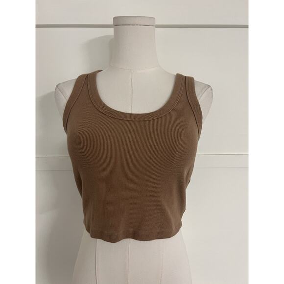 Abercrombie and Fitch A & F Essentials Scoop Neck Cropped Ribbed Tank Brown M - Picture 1 of 7